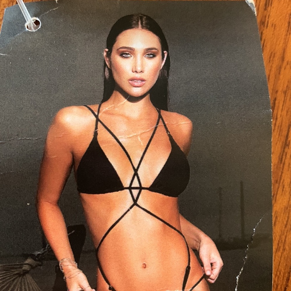 MAPALE 6968 MONOKINI TOP BLACK  WITH GOLD HARDWARE SIZE L NEW